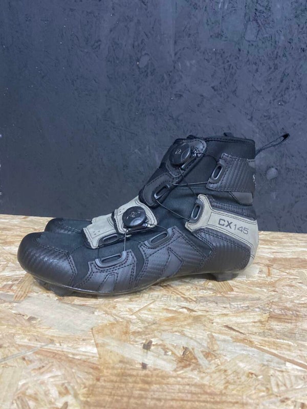 Lake cx145 maat 44 winter