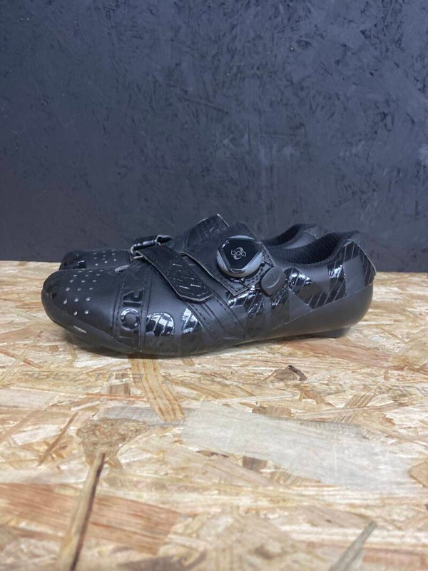 Bont riot road maat 36