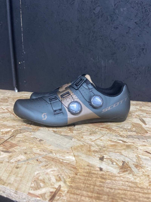 Scott road rc pyhton maat 42