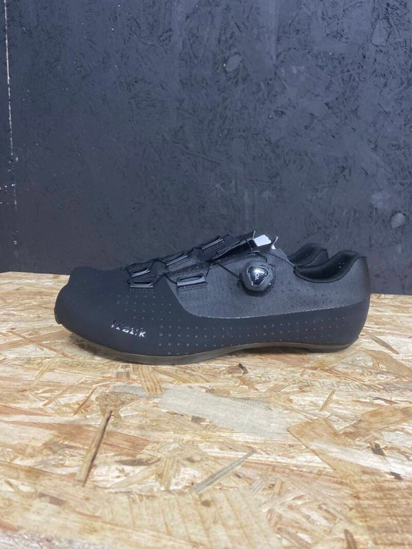 Fizik tempo Overcurve r4 wide. Maat 46