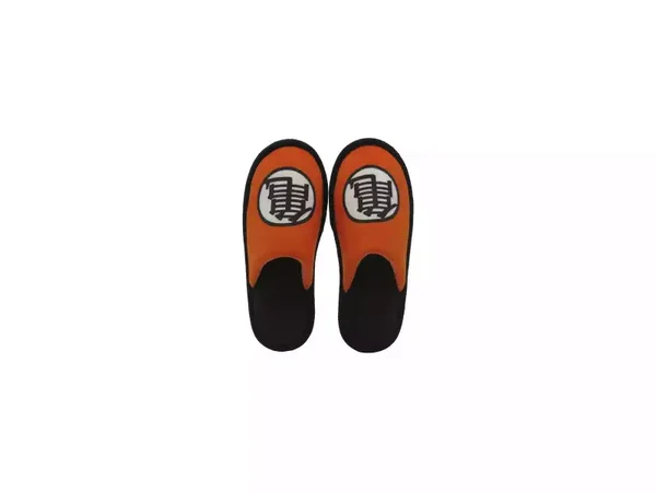 DRAGON BALL ZAPATILLA. TALLA 38-39-GOKU