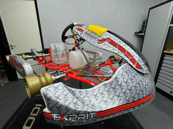TE KOOP: EXPRIT KART ( 2 weekenden jong!)