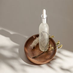 mockup-bouteille-entre-mes-mains-standard.jpg
