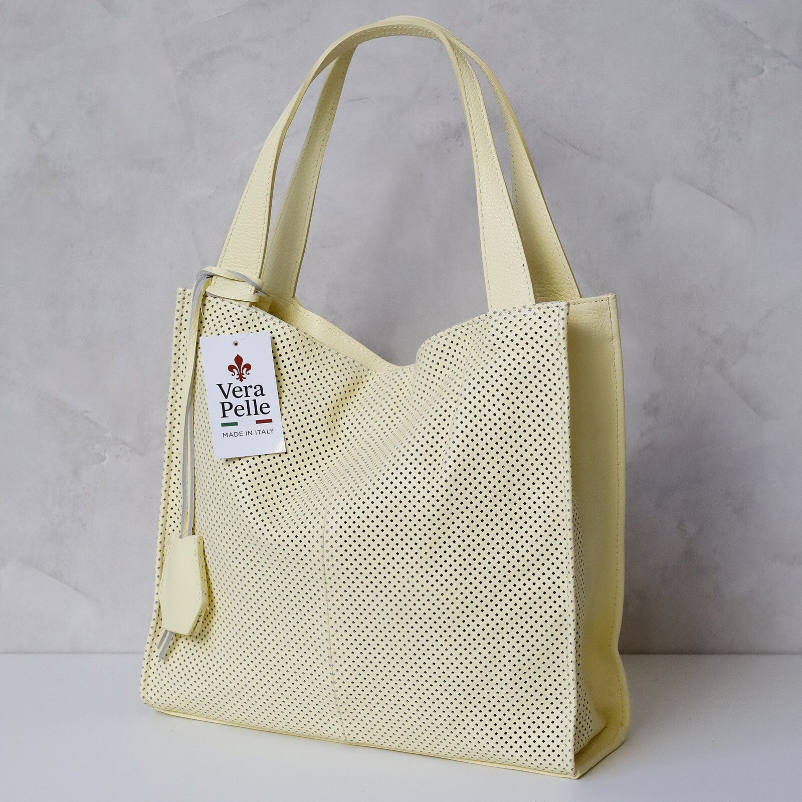 Vera Pelle – leren pastelgele schoudertas