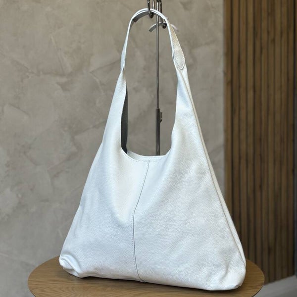 Luka – witte driehoekige leren tas