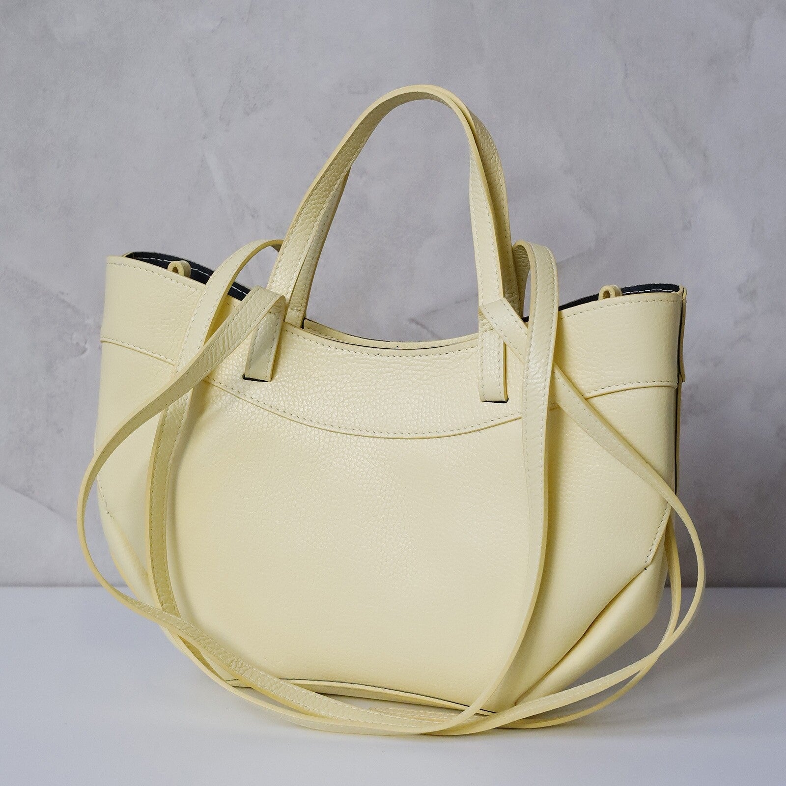 Luka – pastelgele leren shopper tas