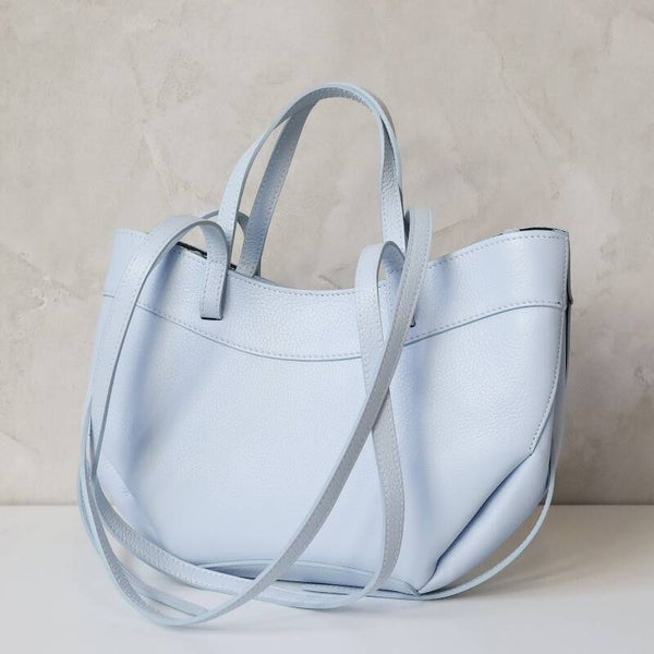 Luka – pastelblauwe leren shopper tas