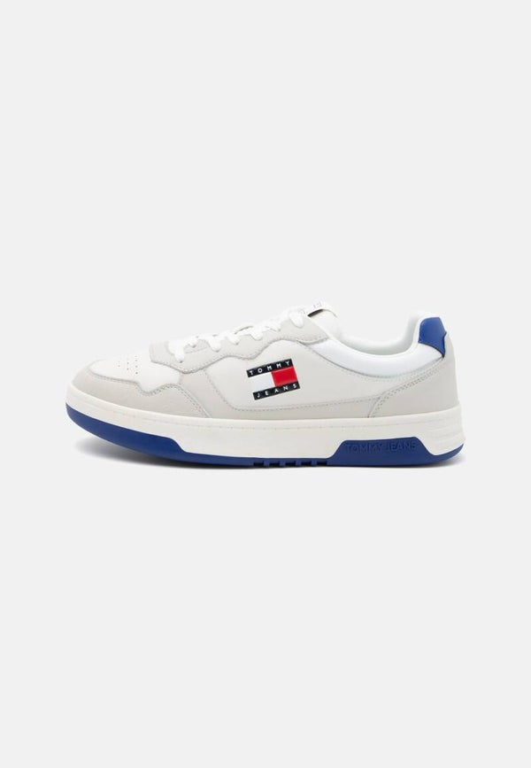 Tommy Hilfiger sneakers