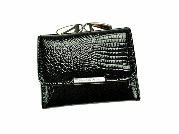 Jennifer Jones black leather wallet