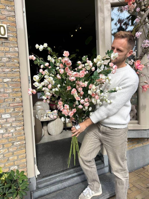 Zijden tak trosroosjes