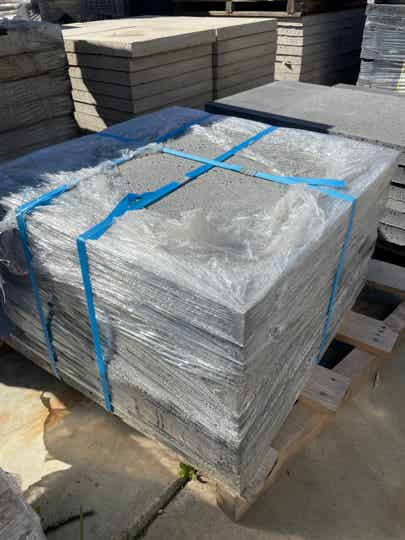 16 stuks Schellevis tegels Grijs 60x60x5 cm Gehele partij voor: