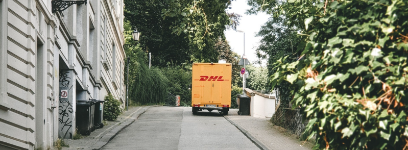 Kartonnen dozen en plakband