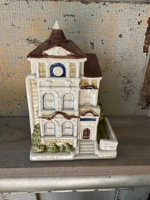 Porcelain cottage