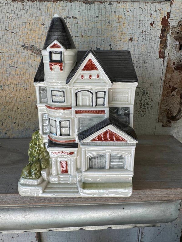 Porcelain cottage