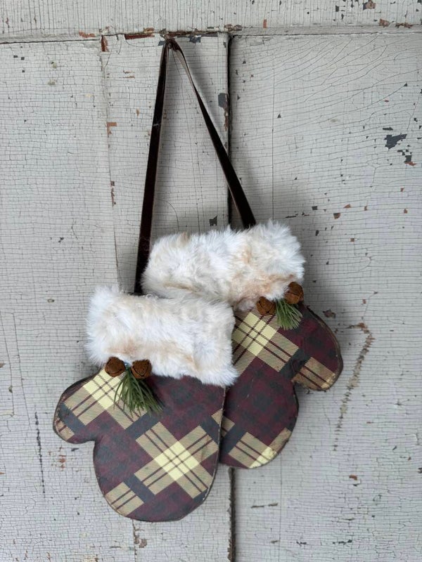 Wooden Mittens
