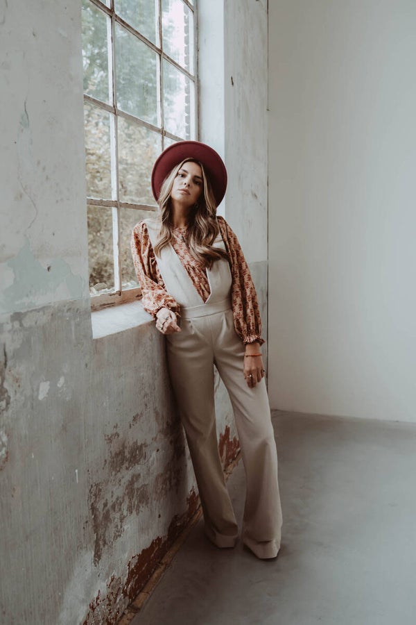 The beige linen suit