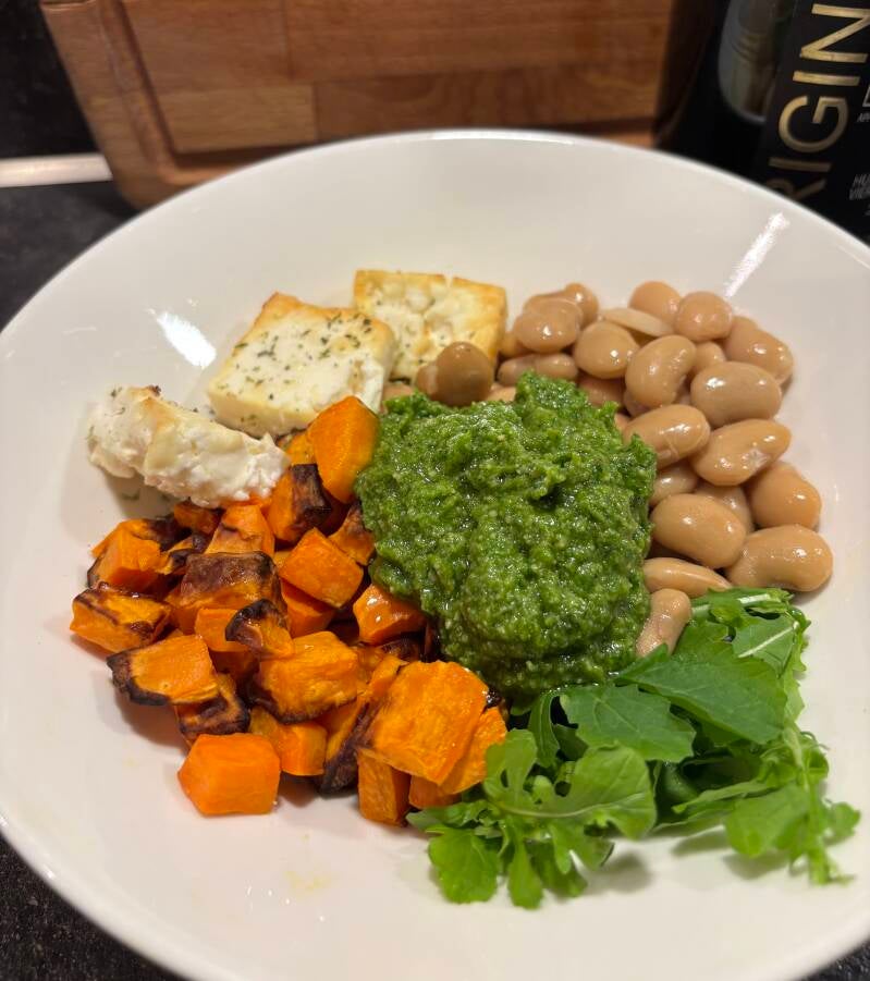 Zoete aardappel met rucolapesto