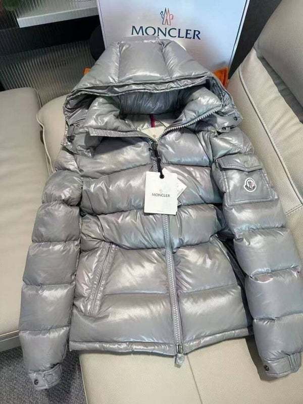 Moncler Jacke grau