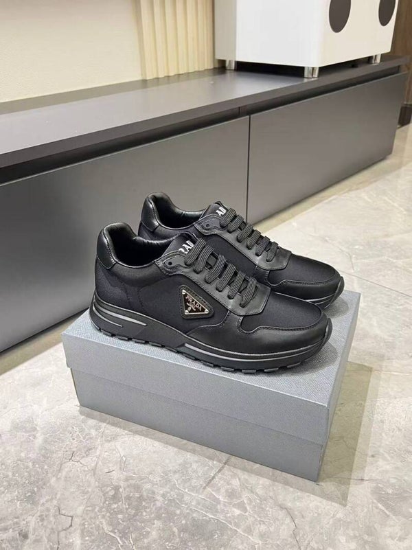 Prada Schuhe schwarz