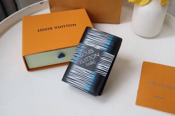 LV Etui