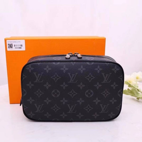 LV Etui