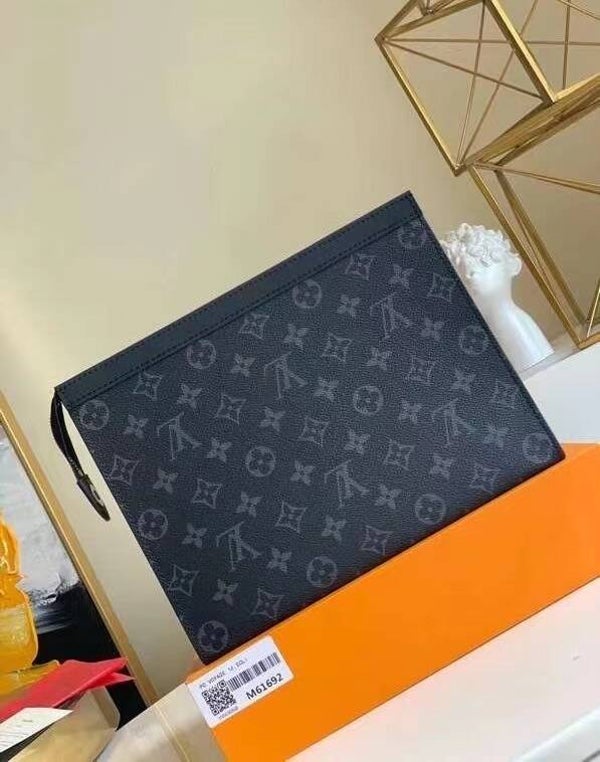 LV Etui