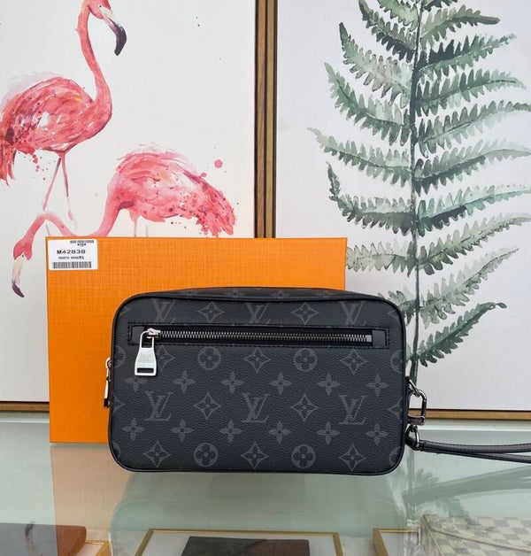 LV Etui