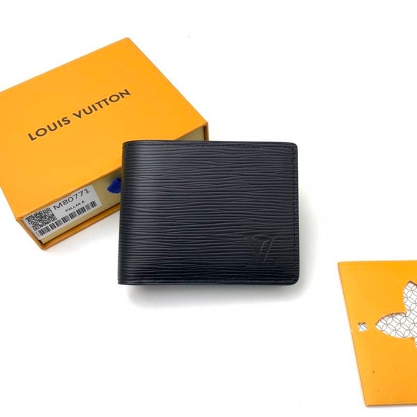 LV Etui