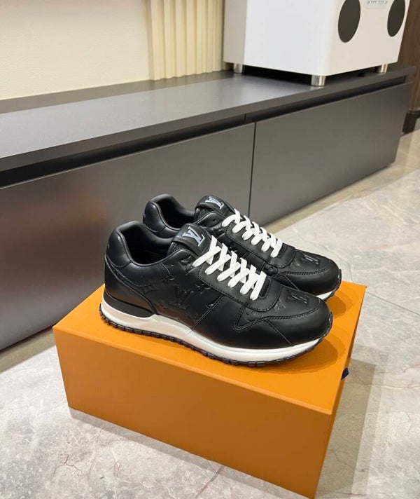 LV Run Away Black