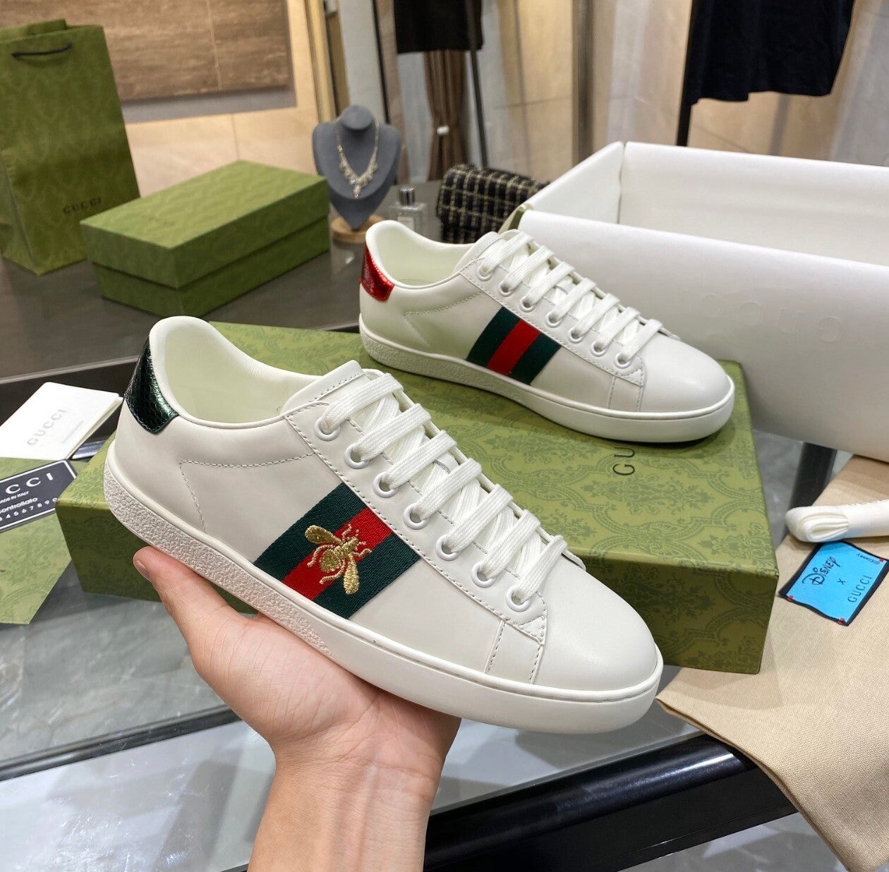 Gucci Ace Biene