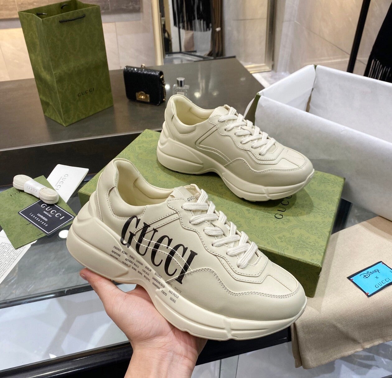 Gucci Rhytos GG