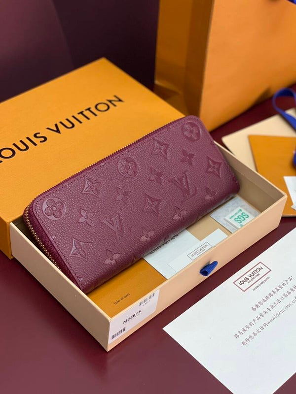 LV Etui