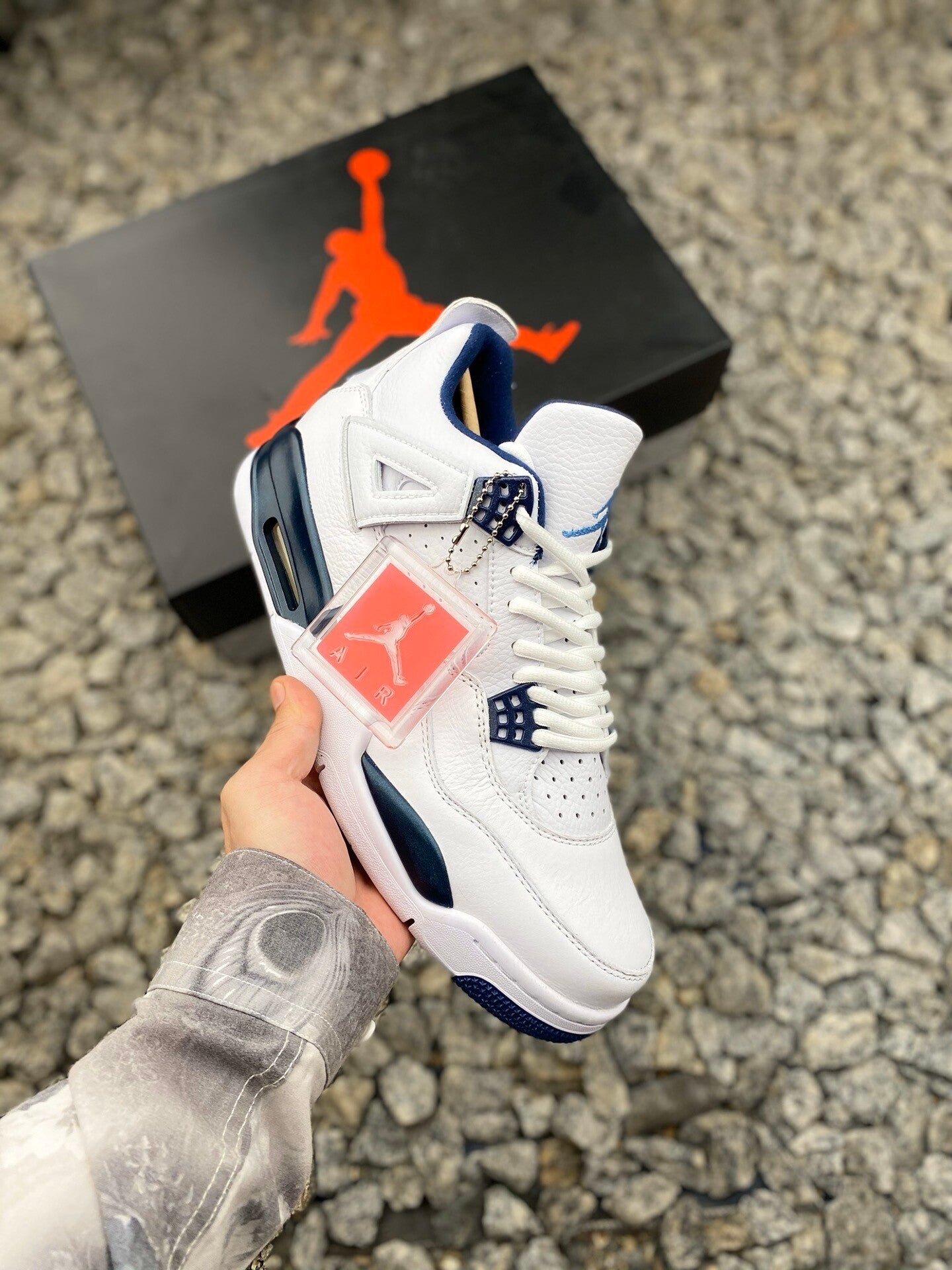 Air Jordan 4