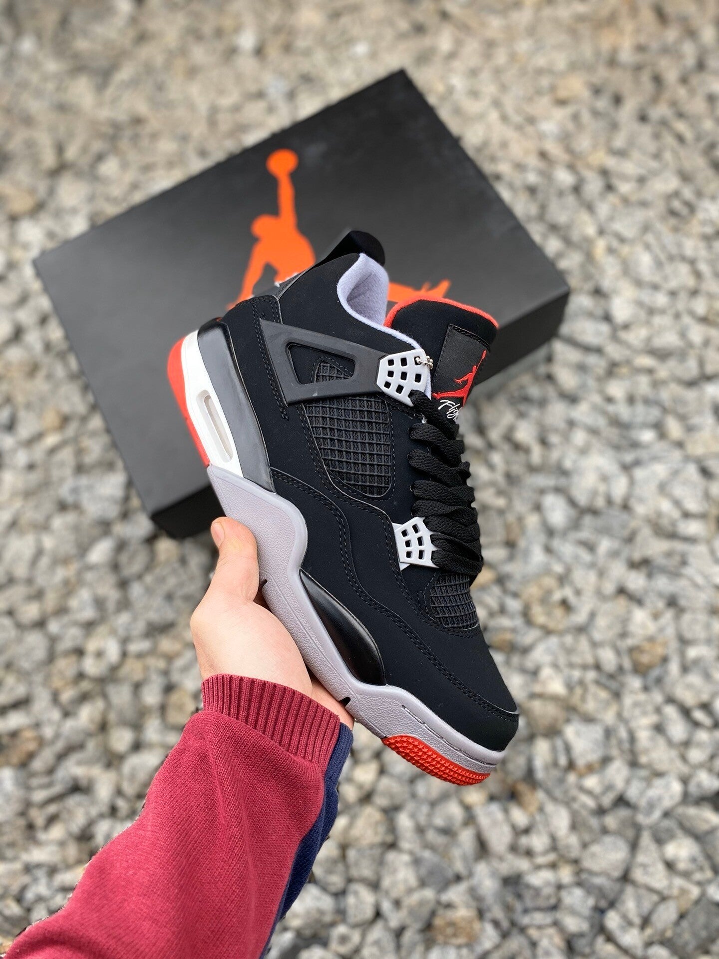 Air Jordan 4 Retro Bred
