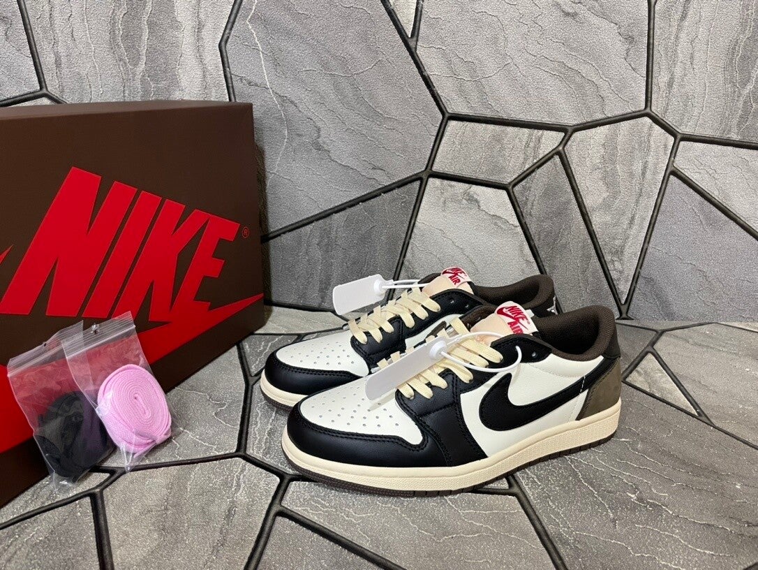 Travis Scott Dunk