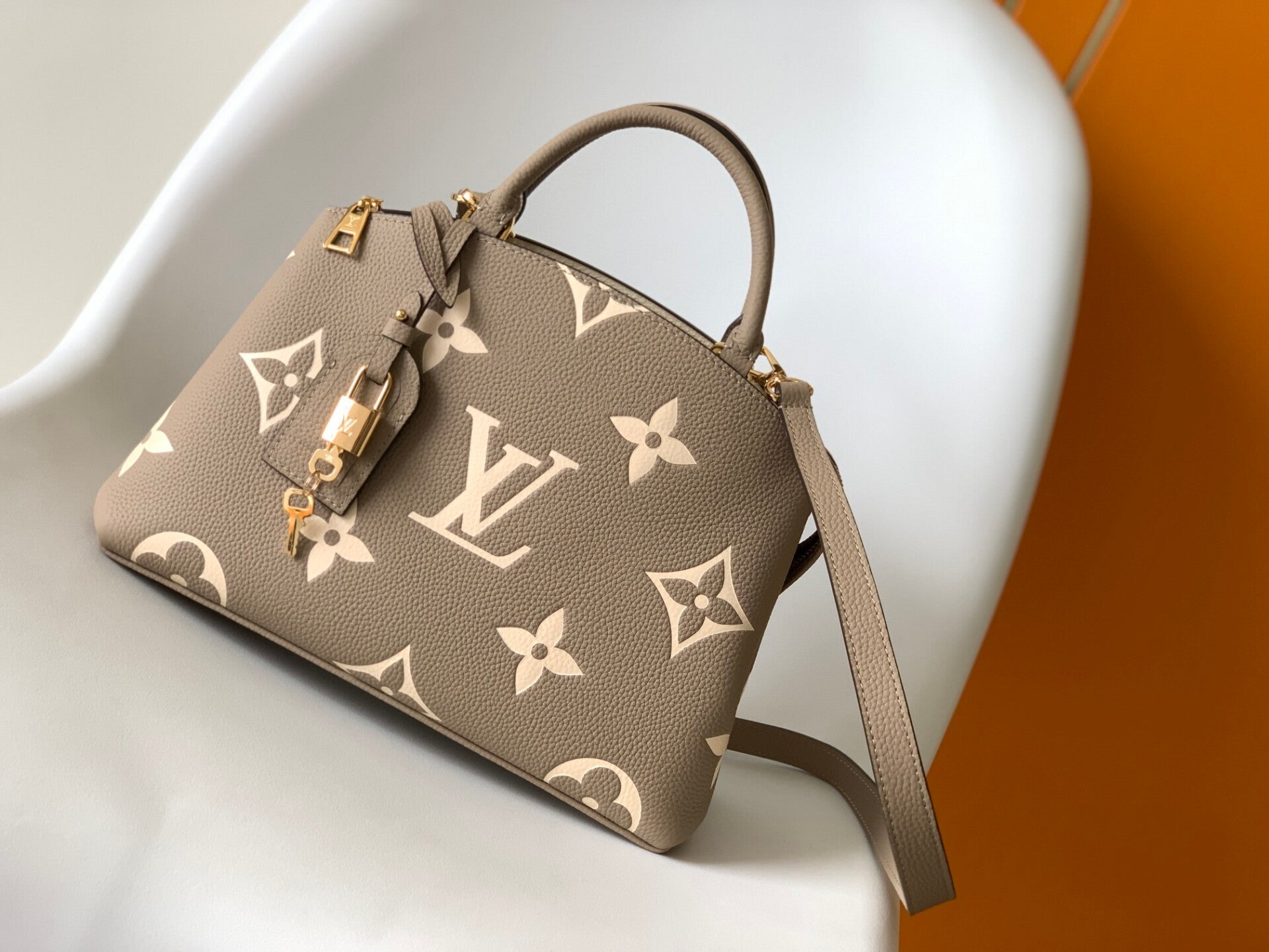 LV Bag Damen