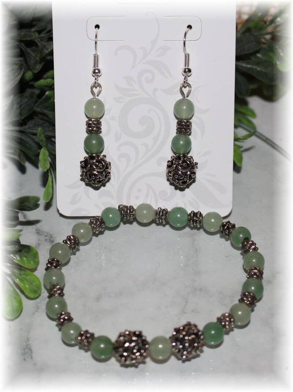 BE40 Bracelet and Earrings Set
