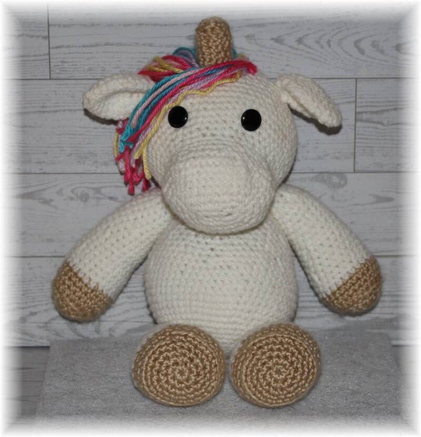 CUNI-001 Crochet Unicorn