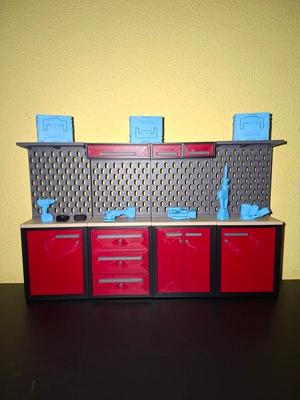 Werkbank met gereedschap 1:12.