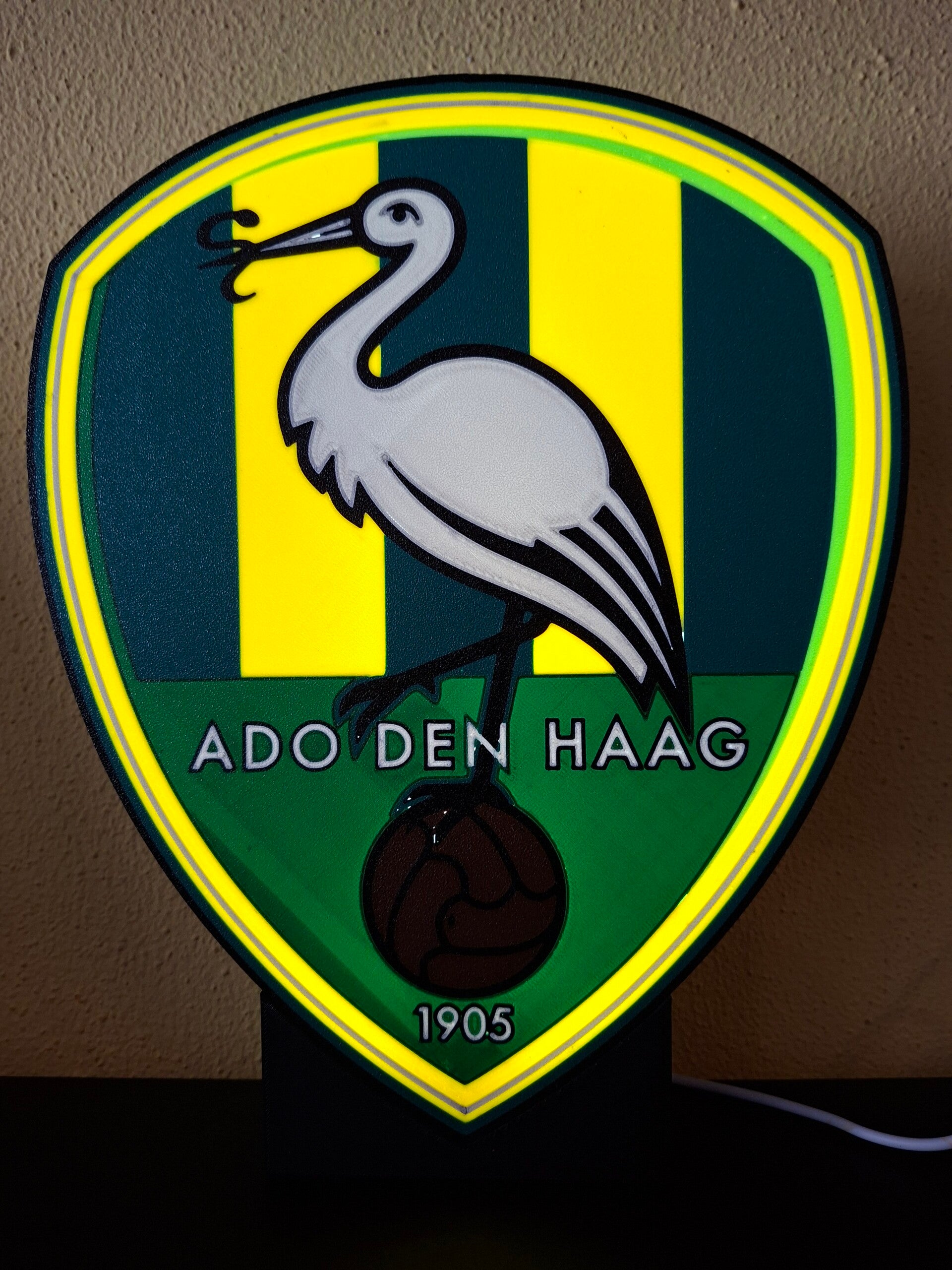 Ado Den Haag lamp