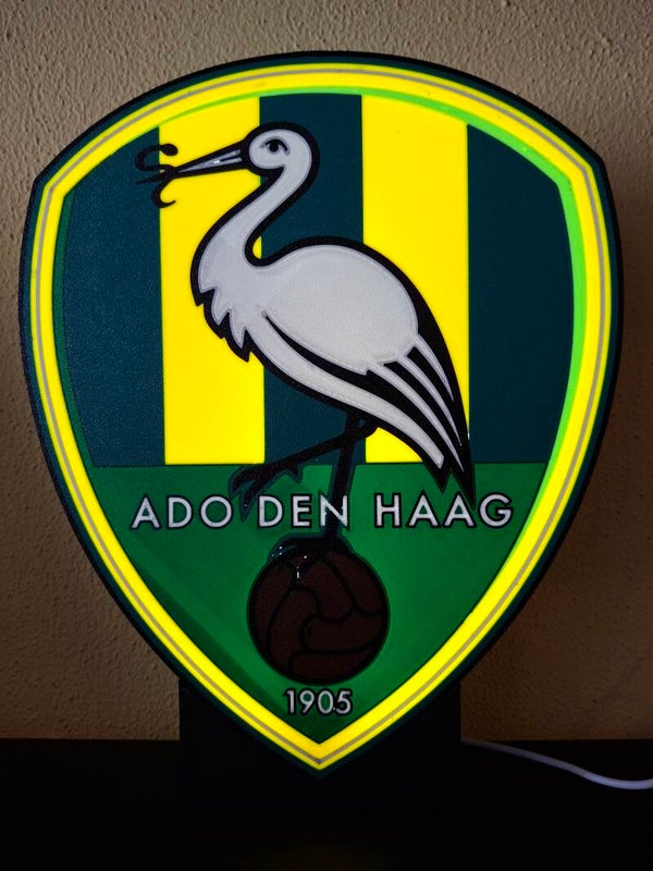 Ado Den Haag lamp