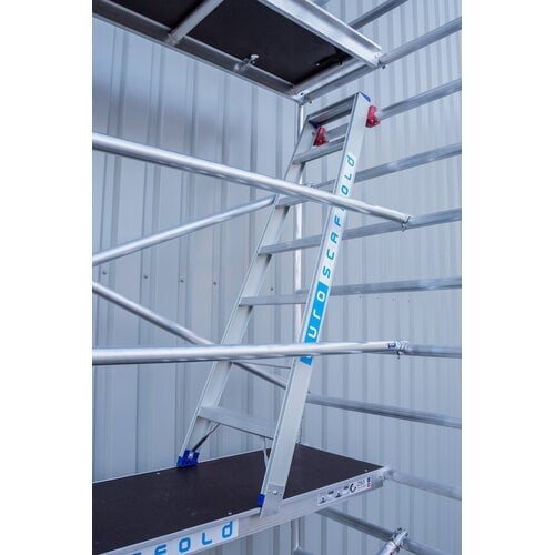 Platform steigertrap 7 treden