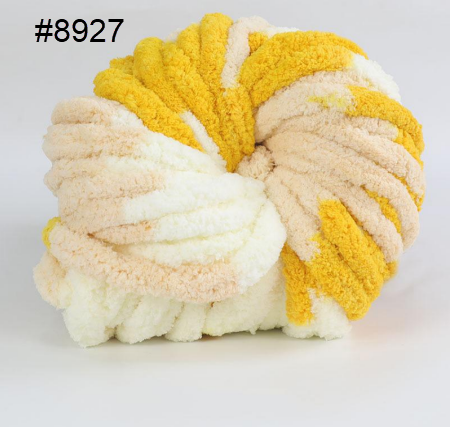 #8927 Variegated chunky yarn