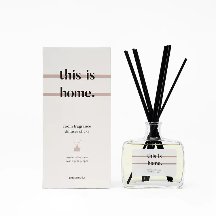 This is home Geurstokjes Jasmijn, white musk, rozenblaadjes en een vleugje roze peper 200ml