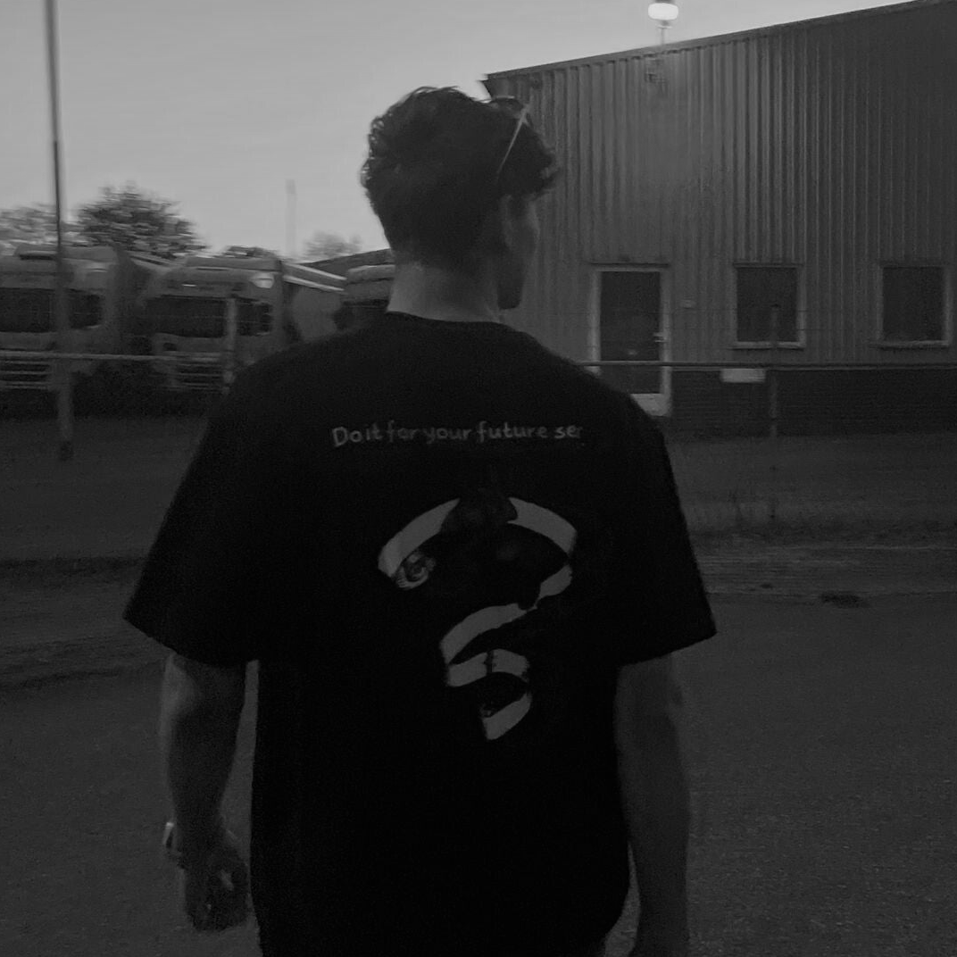 "𝐃𝐨 𝐈𝐭 𝐅𝐨𝐫 𝐘𝐨𝐮𝐫 𝐅𝐮𝐭𝐮𝐫𝐞 𝐒𝐞𝐥𝐟" 𝐔𝐧𝐢𝐬𝐞𝐱 𝐎𝐯𝐞𝐫𝐬𝐢𝐳𝐞𝐝