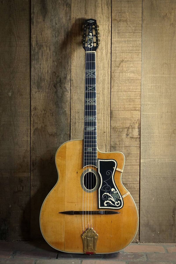 B. Busato - Grand Modèle 45, Petite Bouche