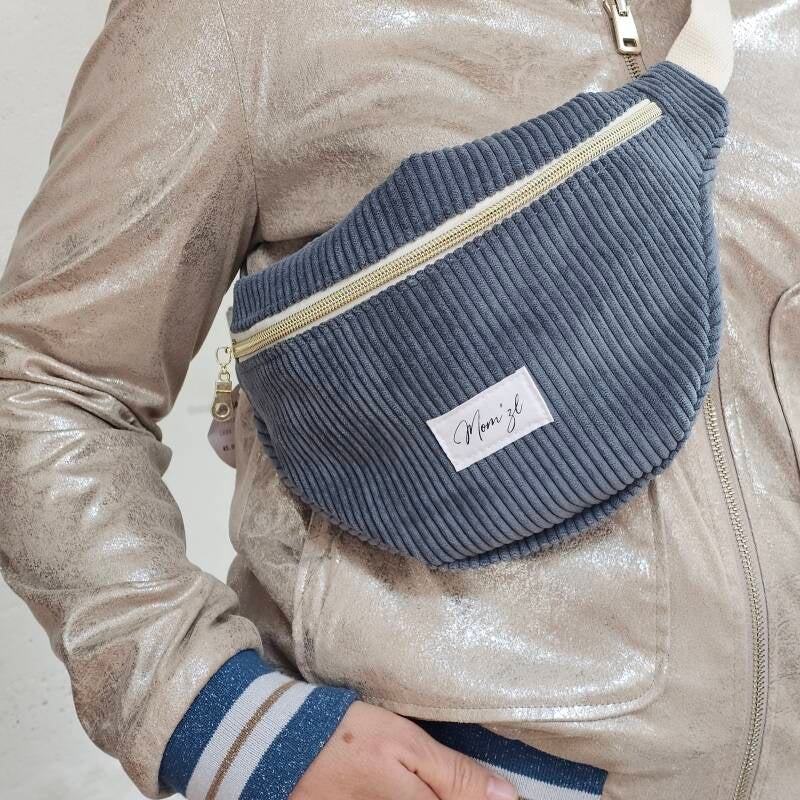 Le sac banane femme velours bleu gris