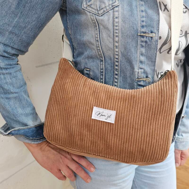 Sac demi-lune velours marron capuccino