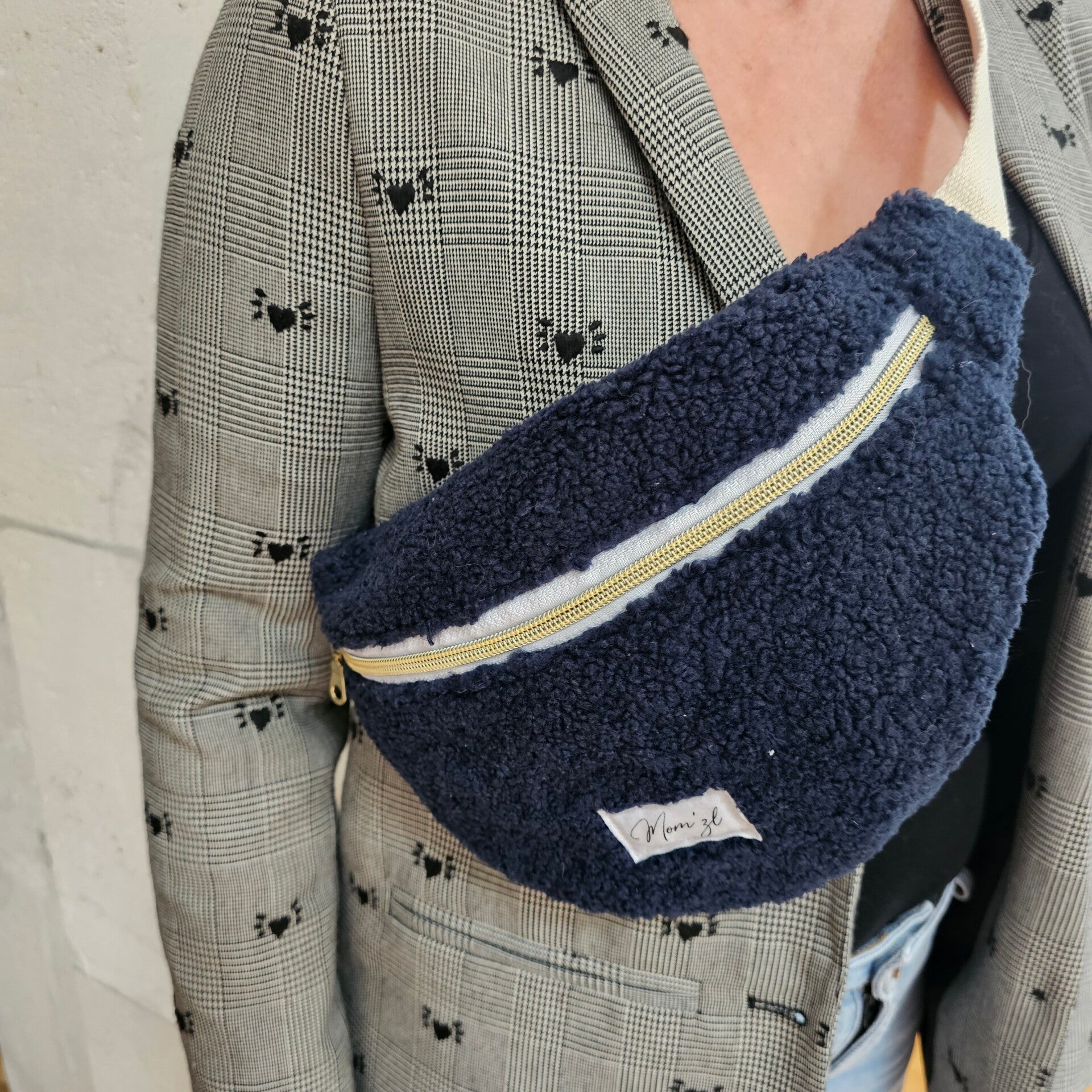 Le sac banane femme sherpa bleu marine