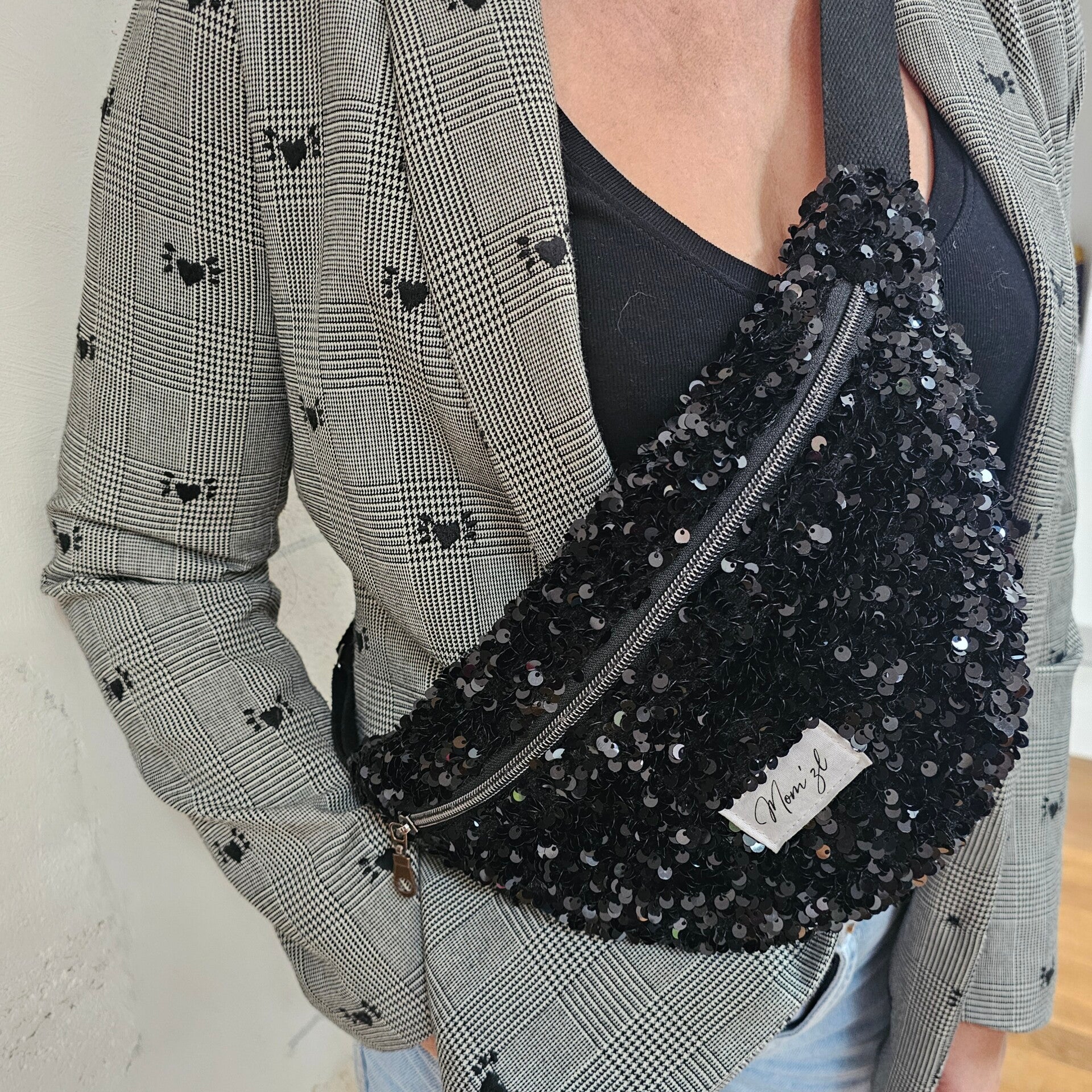 Sac banane sequins noir